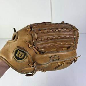 Vintage Wilson A2220 Pro Model Baseball Glove By Fred Lynn LEATHER Mitt Hinged
